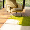 Tapis à franges Marmoucha vert pour intérieur avec parquet