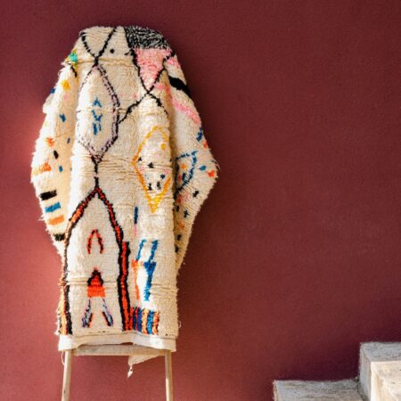 Tapis coloré en laine artisanal folie joyeuse