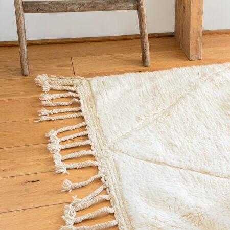Tapis salon sur-mesure poils longs naturels blanc