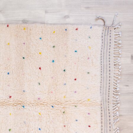 Tapis artisanal tissé à la main multicolore Marmoucha