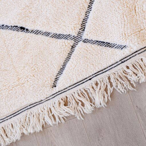 Tapis salon poils longs sable et noir Marmoucha