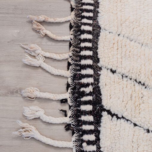 Tapis en laine fait main noir et blanc